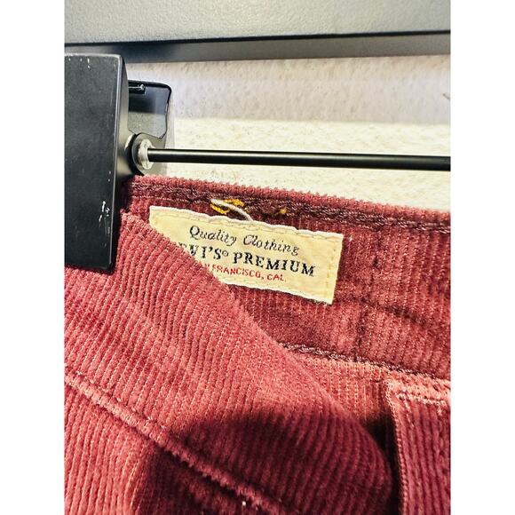 Levi's Red Maroon Denim Style High-Waisted Ribcage Ankle Jeans Size W32 L27 - Picture 9 of 16
